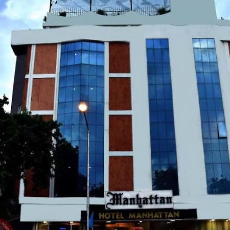 Hotel Manhattan Ченнаї Екстер'єр фото